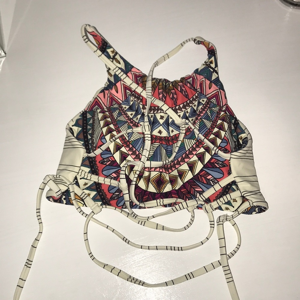 Billabong bikini top